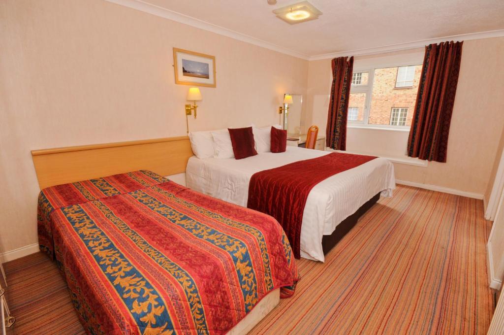Denewood Hotel Bournemouth Room photo
