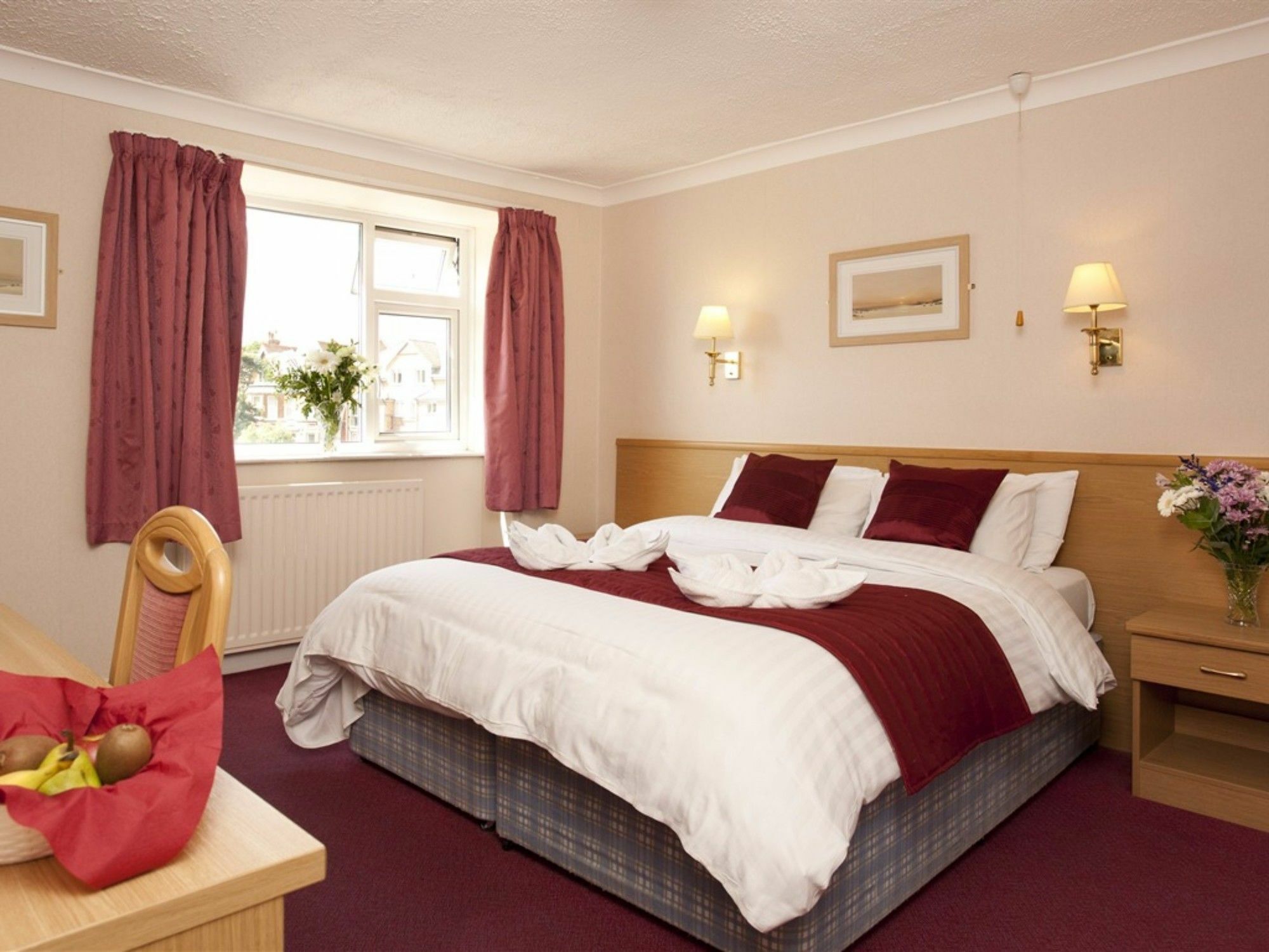 Denewood Hotel Bournemouth Exterior photo